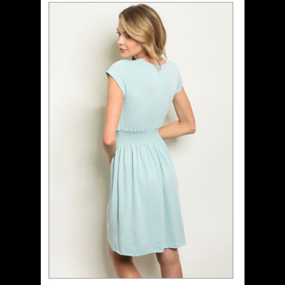 Mint Dress - Picture 2 of 3